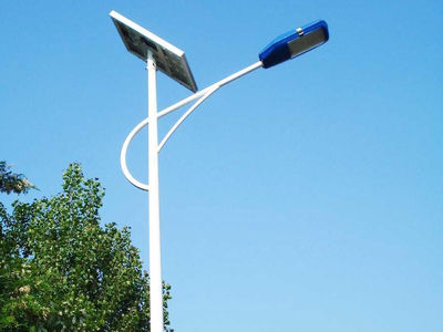 库尔勒太阳能路灯怎样储存电量
